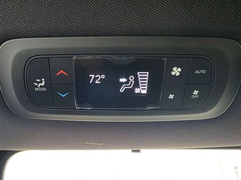 New 2026 Chrysler Pacifica Select w/ S Appearance Package image 28