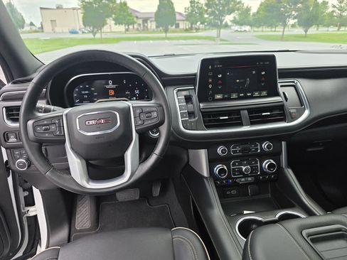 Used 2023 GMC Yukon SLT w/ SLT Premium Package AWD/4WD image 20