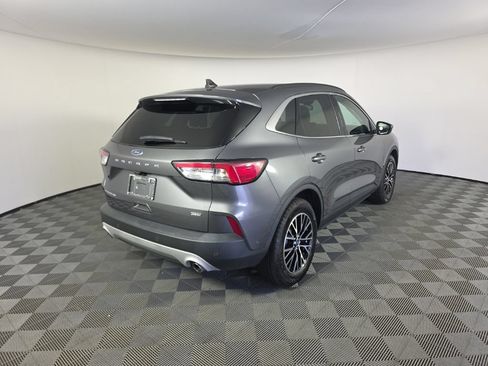 Used 2021 Ford Escape Titanium FWD image 5