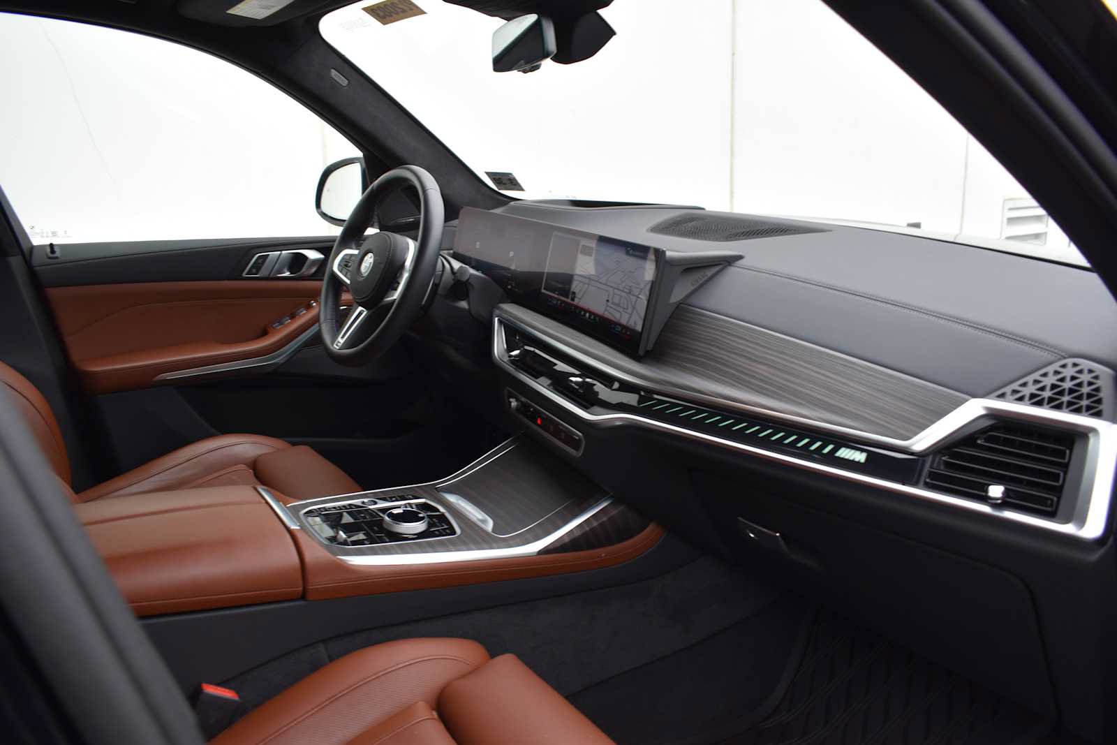 Used 2025 BMW X7 M60i w/ Executive Package AWD/4WD image 9