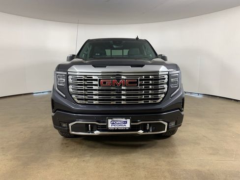 Used 2023 GMC Sierra 1500 Denali w/ Technology Package image 4