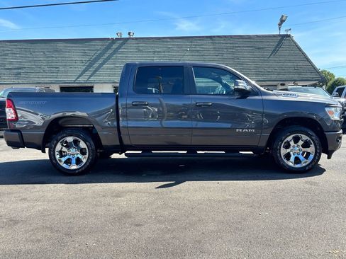 Used 2022 RAM 1500 Big Horn AWD/4WD image 3