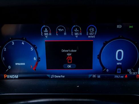 Used 2025 Ford F150 Lariat w/ Equipment Group 502A High image 20