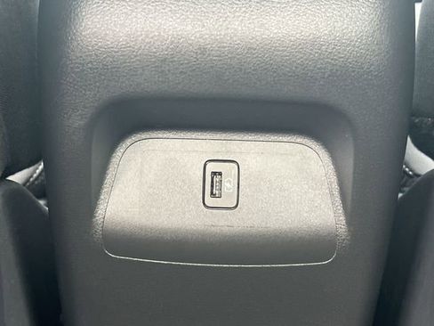Used 2025 Nissan Sentra SV FWD image 35