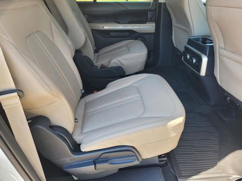 Used 2024 Ford Expedition Max Limited image 13