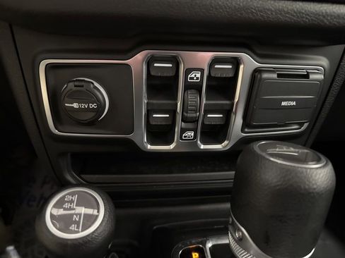 New 2026 Jeep Gladiator Sport AWD/4WD image 27