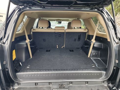 Used 2024 Toyota 4Runner SR5 Premium w/ Moonroof Package AWD/4WD image 6