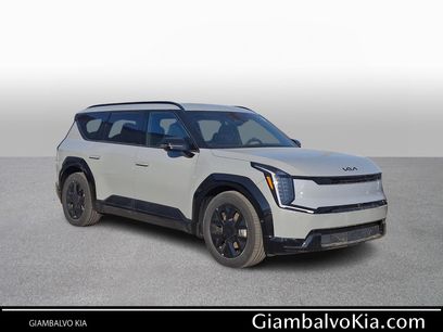 New 2026 Kia EV9 Land w/ Nightfall Edition Package