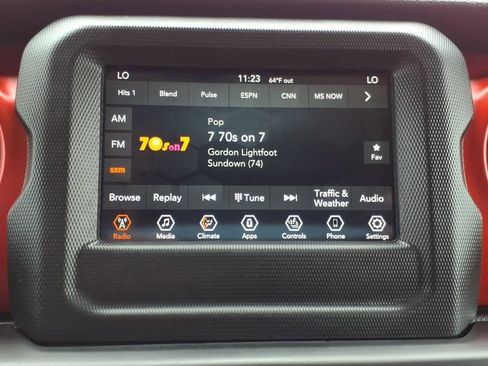 Used 2021 Jeep Wrangler Unlimited Rubicon w/ LED Lighting Group AWD/4WD image 16