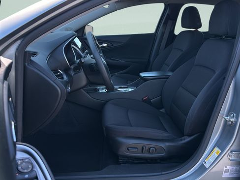 Used 2024 Chevrolet Malibu LT FWD image 25