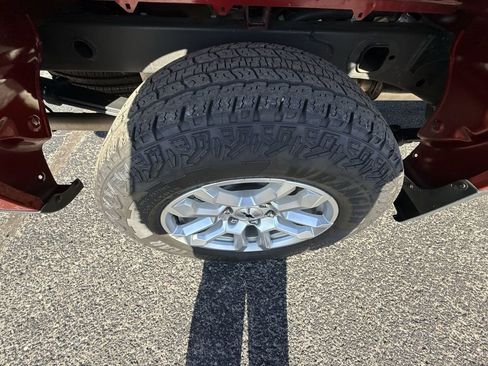 Certified 2024 Chevrolet Silverado 1500 RST w/ Z71 Off-Road Package image 40