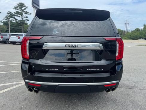 Used 2022 GMC Yukon XL Denali AWD/4WD image 6
