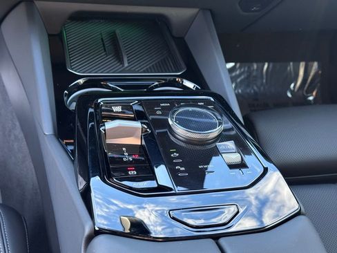 Certified 2025 BMW 530i xDrive w/ Premium Package image 16