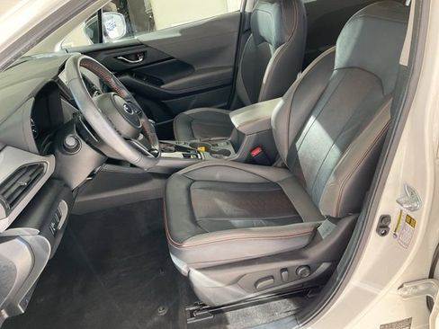 Used 2024 Subaru Crosstrek 2.5i Limited w/ Crosstrek Mirror Package image 4