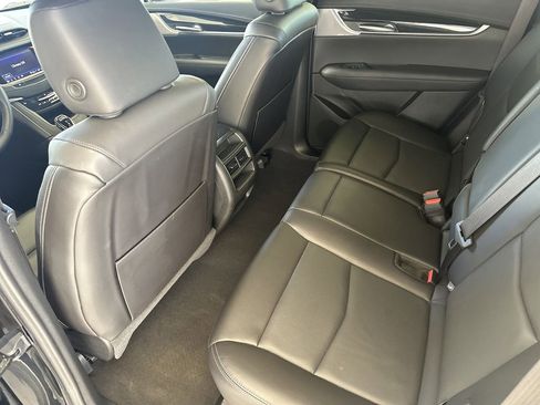 Used 2025 Cadillac XT5 Premium Luxury image 31