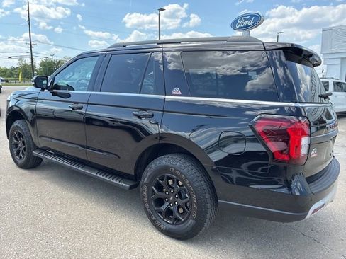 Used 2023 Ford Expedition Timberline AWD/4WD image 5