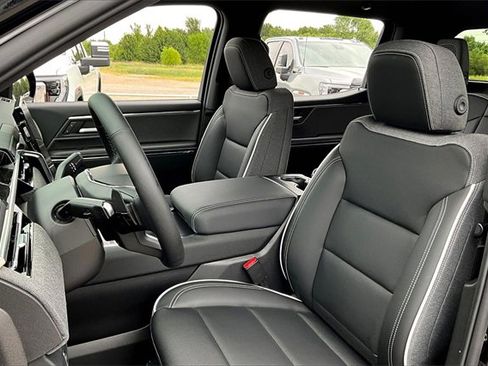 New 2026 GMC Sierra EV Elevation w/ LPO, Elevation Dark Package image 9