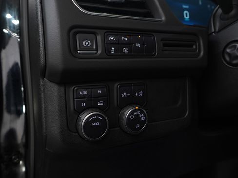 Used 2023 Chevrolet Tahoe LT image 23