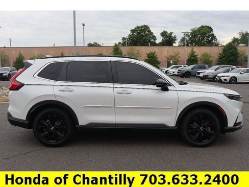 Used 2024 Honda CR-V Sport Touring image 8