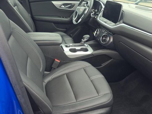 Used 2024 Chevrolet Blazer LT w/ Midnight/Sport Edition FWD image 14