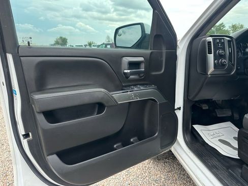 Used 2019 Chevrolet Silverado 1500 LT image 33