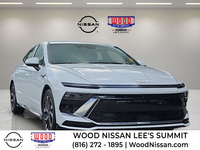Used 2025 Hyundai Sonata SEL FWD image 1