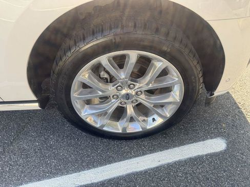Used 2019 Ford Expedition Max Platinum AWD/4WD image 27
