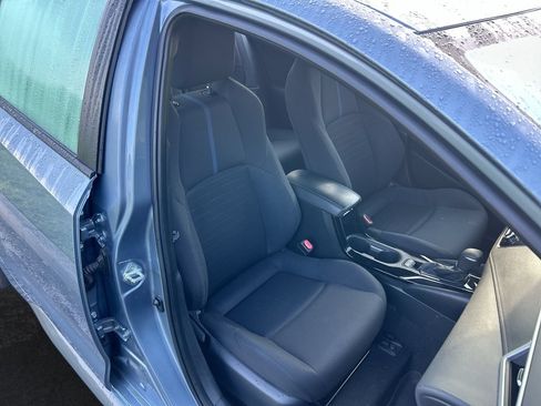 Used 2021 Toyota Corolla SE FWD image 29