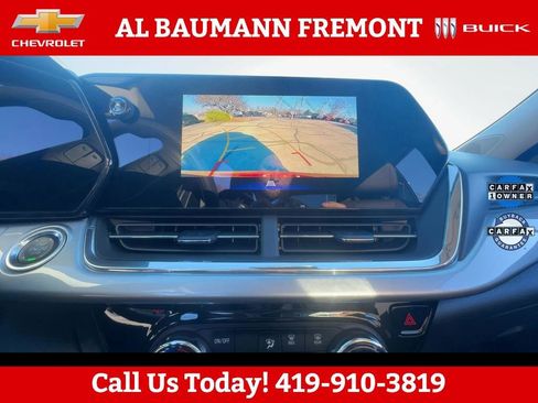 Used 2025 Chevrolet Trax LT FWD image 23
