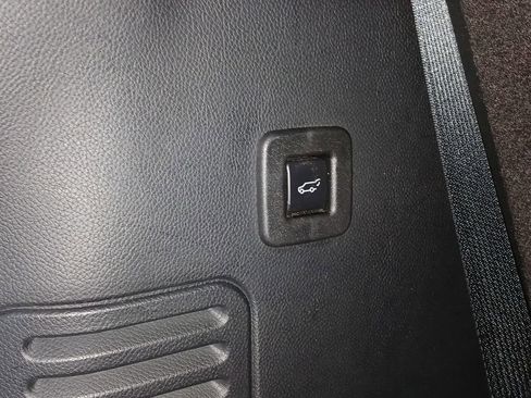 Used 2017 Ford Expedition King Ranch image 19