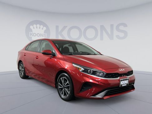 Used 2023 Kia Forte LXS w/ LXS Technology Package image 10