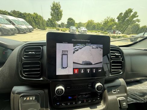 Used 2024 RAM ProMaster 3500 w/ Delivery Van Package image 25