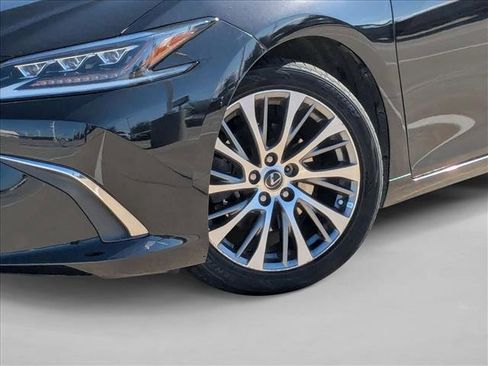 Used 2020 Lexus ES 350 w/ Luxury Package image 23