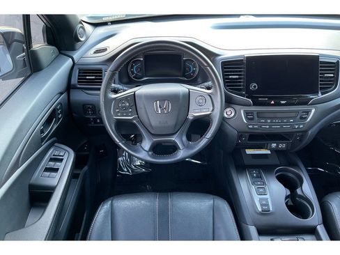 Certified 2022 Honda Pilot TrailSport image 16