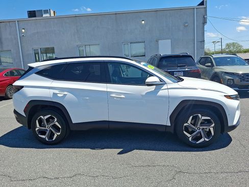 Certified 2023 Hyundai Tucson Limited AWD/4WD image 9