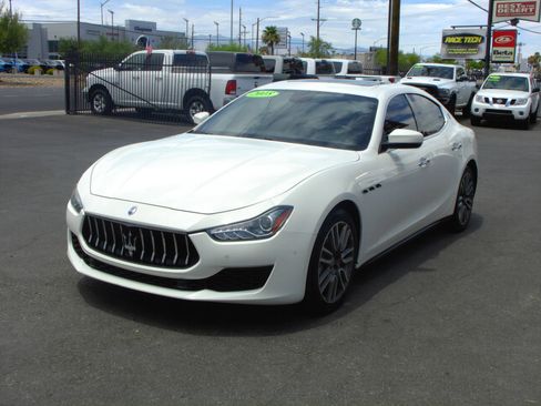 Used 2018 Maserati Ghibli RWD image 5