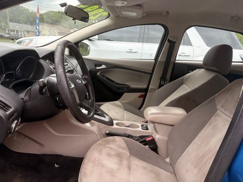 Used 2014 Ford Focus SE FWD image 6