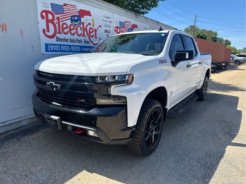 Used 2022 Chevrolet Silverado 1500 LT Trail Boss w/ LT Trail Boss Premium Package image 6