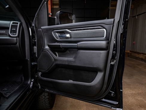 Used 2022 RAM 1500 Big Horn image 37