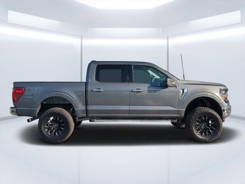 Used 2024 Ford F150 XLT AWD/4WD image 2