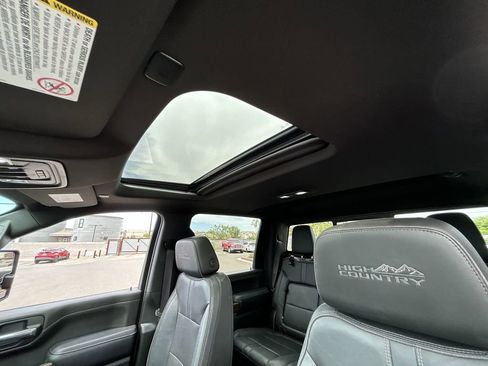 Used 2020 Chevrolet Silverado 2500 High Country w/ Z71 Off-Road Package AWD/4WD image 19