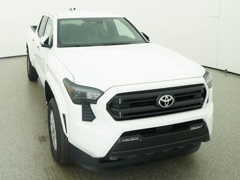 New 2026 Toyota Tacoma SR5 AWD/4WD image 10