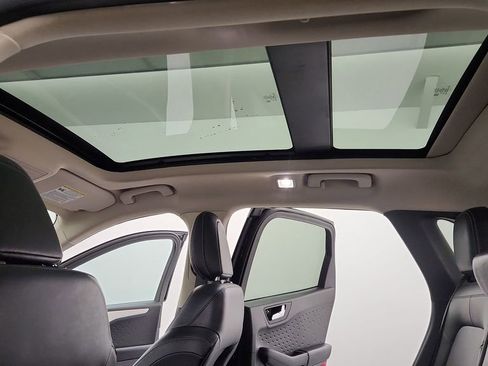 Used 2020 Ford Escape SEL FWD image 16