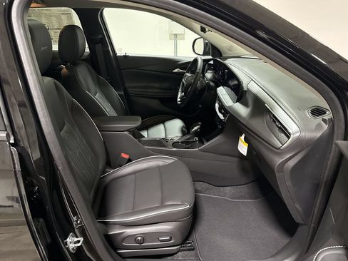 New 2026 Buick Encore GX Avenir w/ Avenir Technology Package AWD/4WD image 22