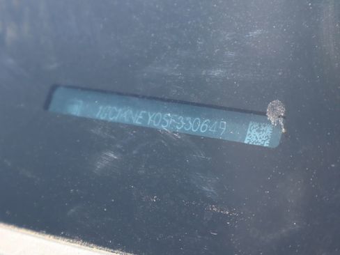 Certified 2025 Chevrolet Silverado 2500 LT w/ Convenience Package image 12