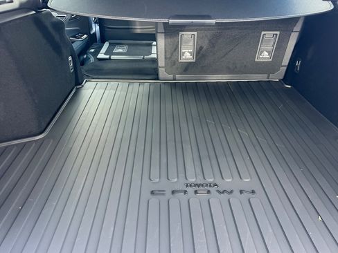 New 2025 Toyota Crown Signia image 12