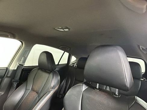 Used 2023 Subaru Crosstrek 2.5i Limited AWD/4WD image 13