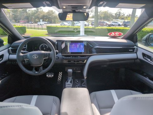 Used 2026 Toyota Camry SE w/ Convenience Package image 28