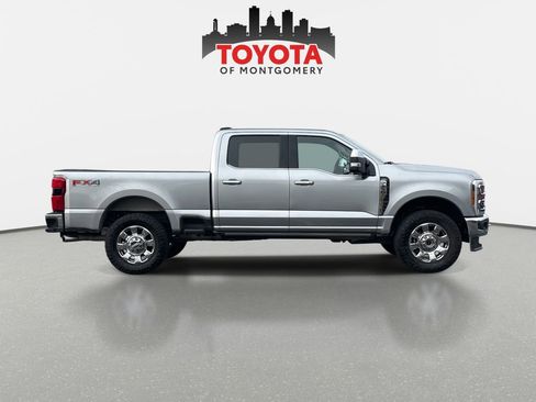 Used 2023 Ford F250 Lariat w/ Lariat Ultimate Package image 2