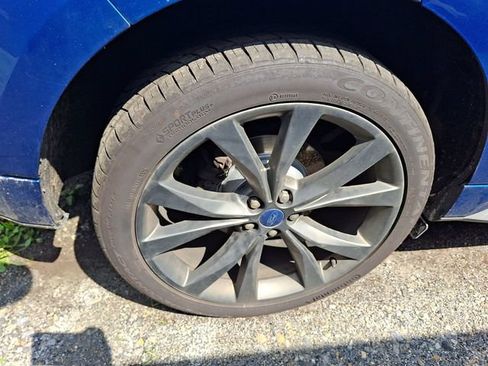 Used 2018 Ford Edge Sport w/ Ford Safe & Smart Package AWD/4WD image 9